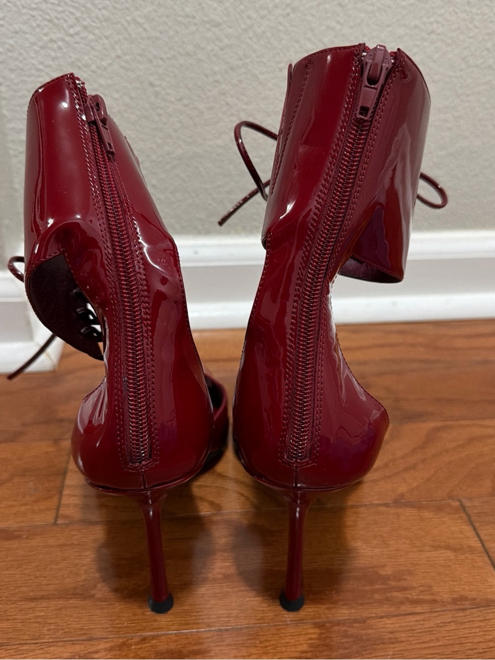 Jeffrey Campbell Red Patent Pointed-Toe Ankle-Strap Pump 10 - Picture 4 of 12
